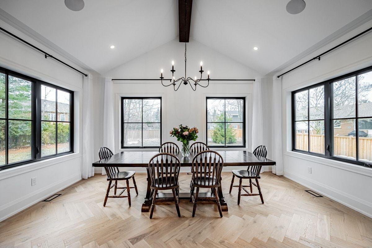 Dining room southern Ontario | Ever After Homes