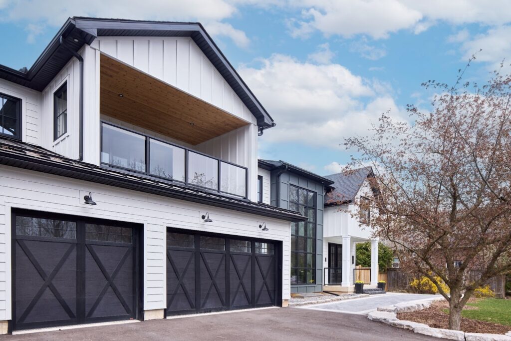 Transitional Homes Explained: Why This Timeless Style Is Taking Over Ontario transitional-homes-ontario